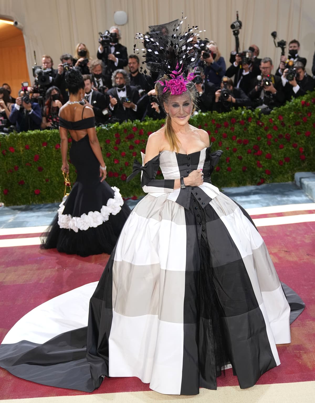 Sarah Jessica Parker wearing a Christopher John Rogers gingham gown at the 2022 Met Gala Celebrating "In America: An Anthology of Fashion"