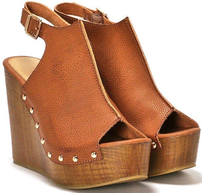 'As Luck Wood Have It' Studded Wedge