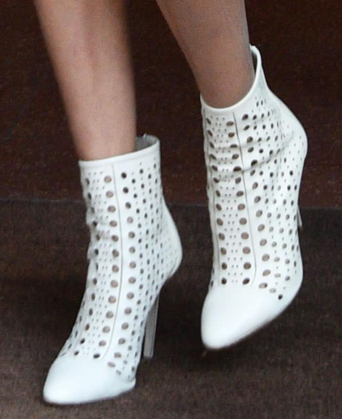 Bella Hadid's white Tamara Mellon “Crossline” boots