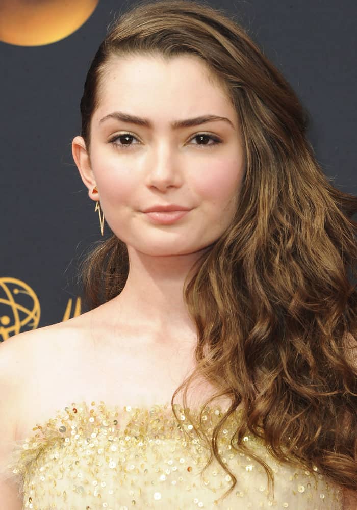 Emily Robinson dazzled the audience as she graced the red carpet at the 2016 Emmy Awards at the Microsoft Theatre in Los Angeles