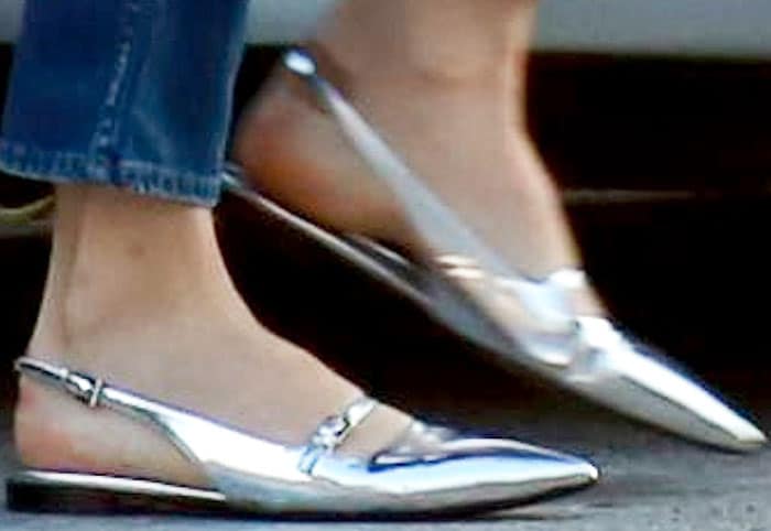 Jessica Biel shows off her feet in Prada metallic sling-back flats on her restaurant visit