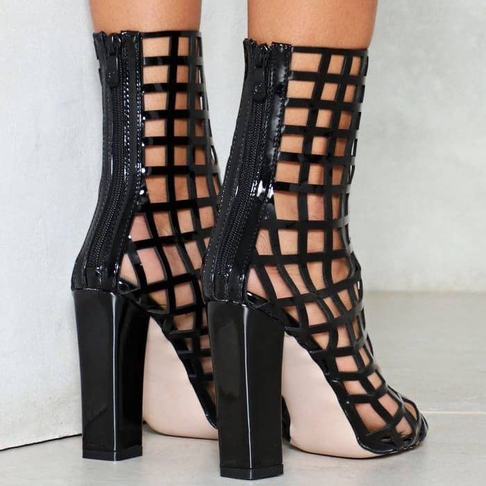 'Prisoner' Cage Bootie