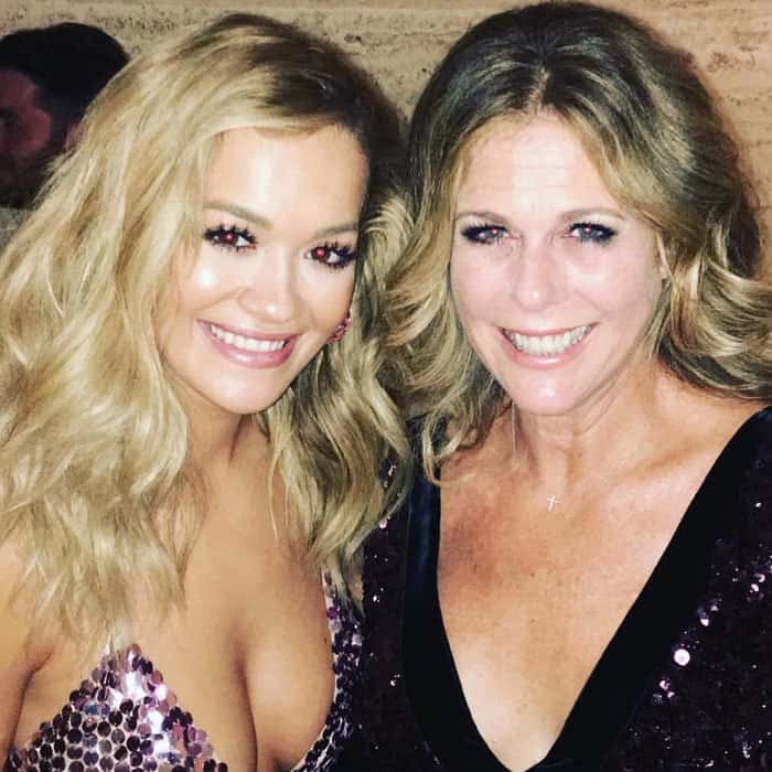 Rita Ora meets Rita Wilson: Rita Ora takes a photo with actress Rita Wilson