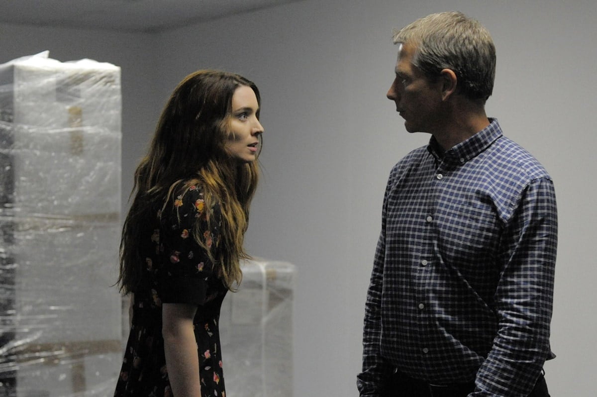 Rooney Mara as Una Spencer (age 28) and Ben Mendelsohn as Ray Brooks / Peter "Pete" Trevelyan in the 2016 drama film Una