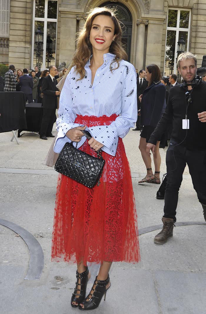 Jessica Alba' Sexy Legs in Red Lace Skirt and Love Booties