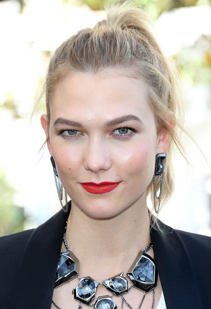 Karlie Kloss completed her outfit with exquisite accessories from the Atelier Swarovski by Jean Paul Gaultier collection