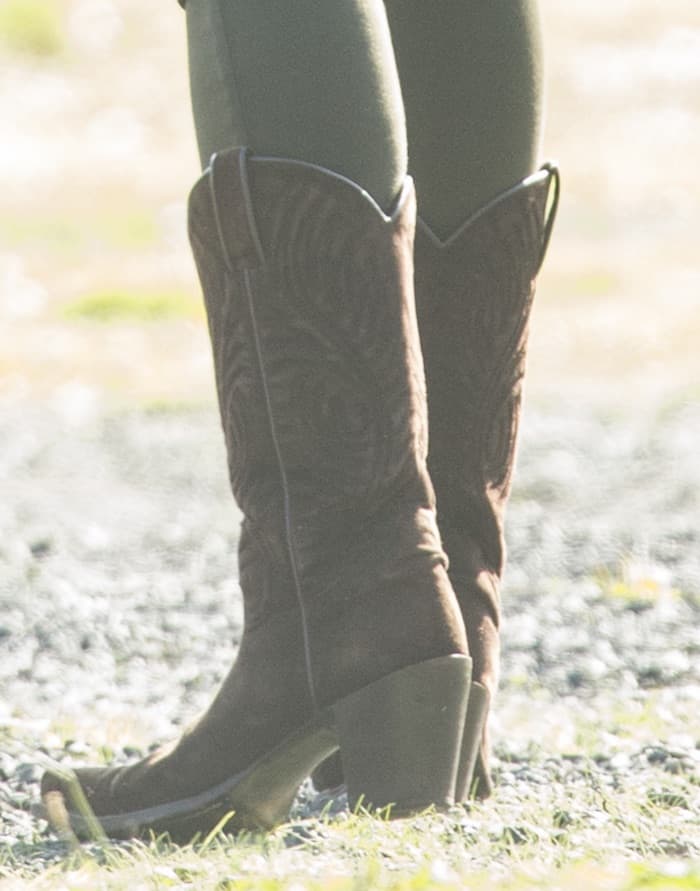 The Duchess of Cambridge rowed her way to Haida Gwaii in R. Soles Virgi Ante Setter boots on September 29, 2016