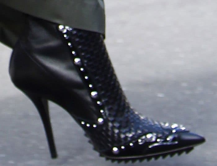 Kendall Jenner wore a pair of Givenchy studded "Iron" ankle boots to her fitting