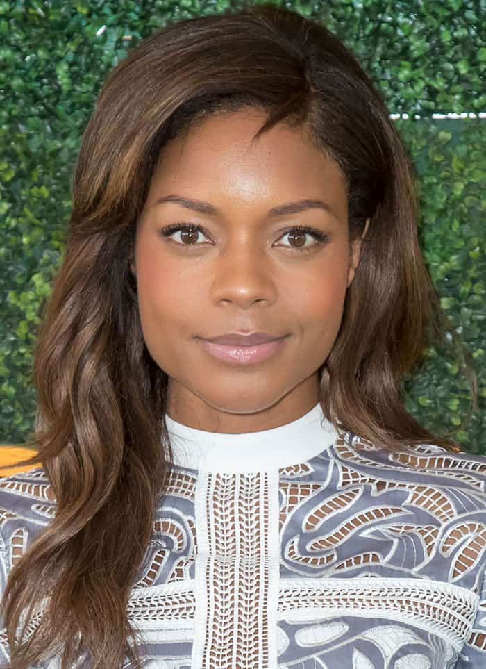 Naomie Harris stuck to her signature neutral makeup, donning nude lip gloss and dark mascara