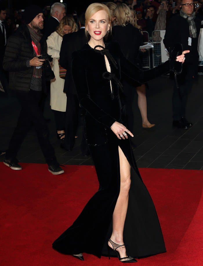 Nicole Kidman in a sultry Armani Privè Fall 2016 Black Velvet Gown adorned with exquisite knot tie details at the screening of her new movie 'Lion' held during the 2016 BFI London Film Festival