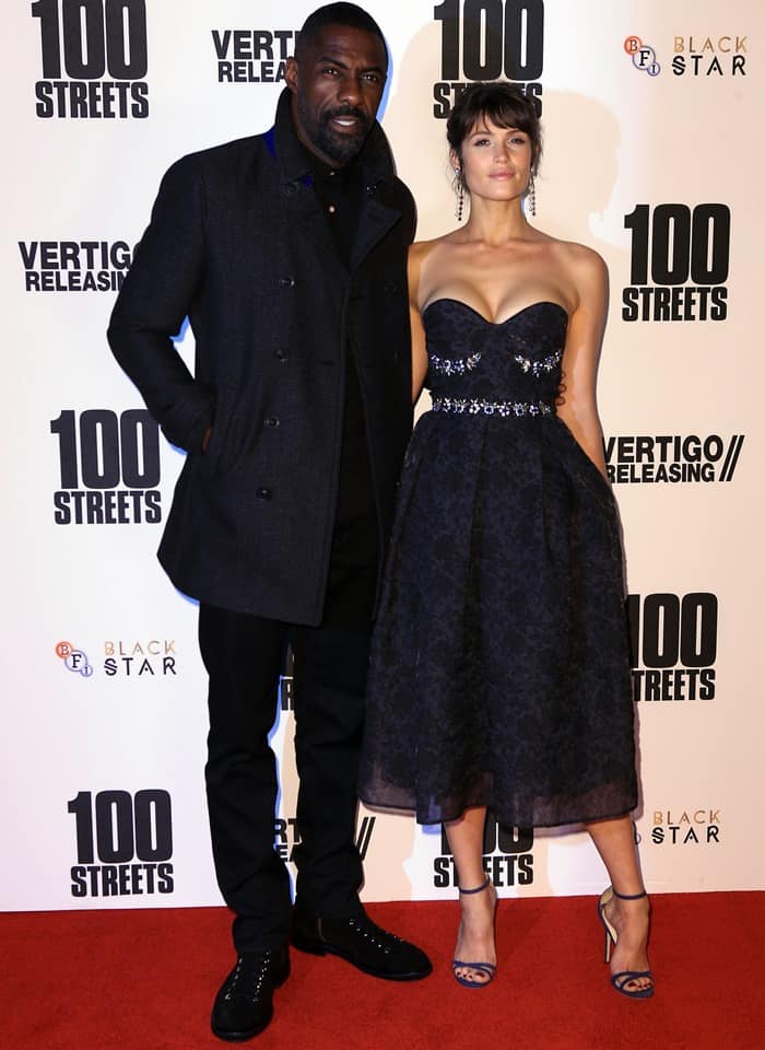 Gemma Arterton posing with Idrissa Akuna 'Idris' Elba