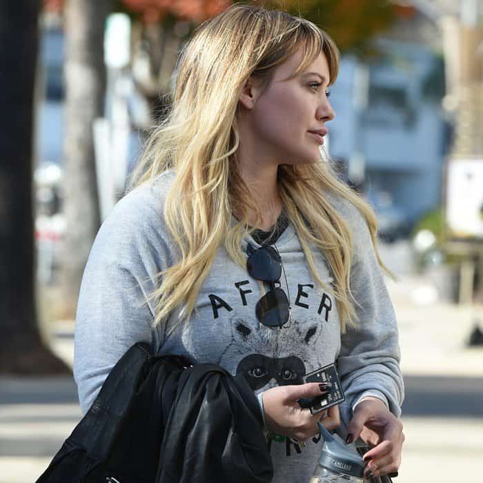 Hilary Duff with no makeup