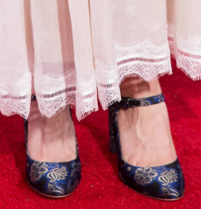 Kaley Cuoco shows off her feet in oriental-inspired Via Spiga pumps