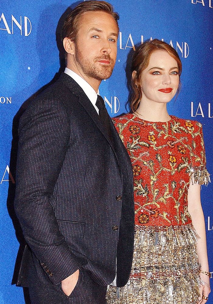 Emma Stone poses with her hunky co-star Ryan Gosling at the "La La Land" premiere