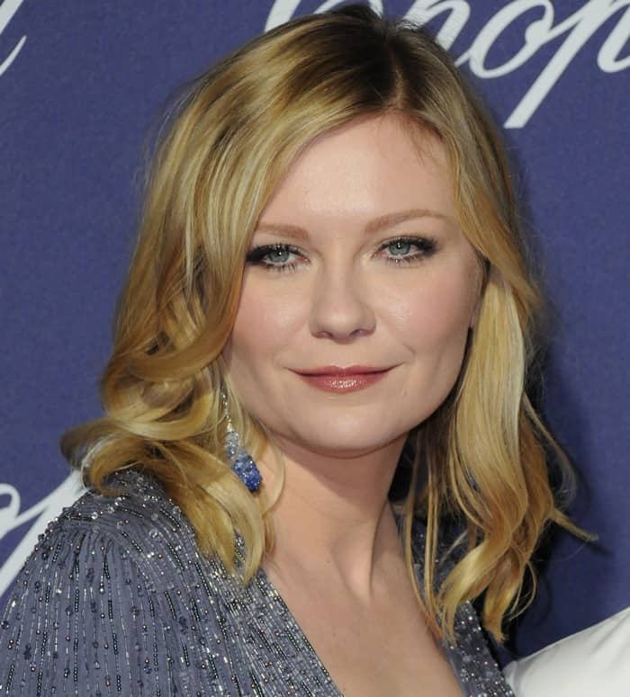 Kirsten Dunst dazzles in Chopard's Copacabana blue sapphire earrings