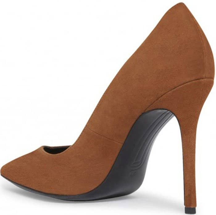 Stella Luna "Indispensable" Classic Pumps