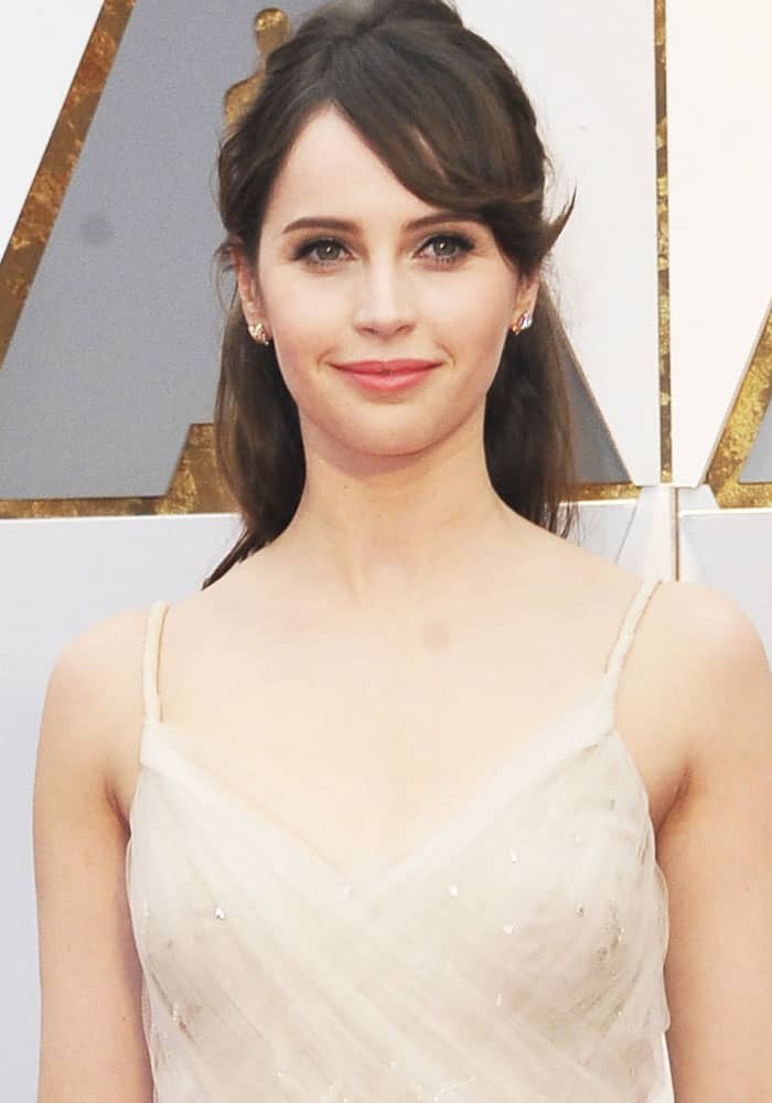 Felicity Jones at the 89th Annual Academy Awards