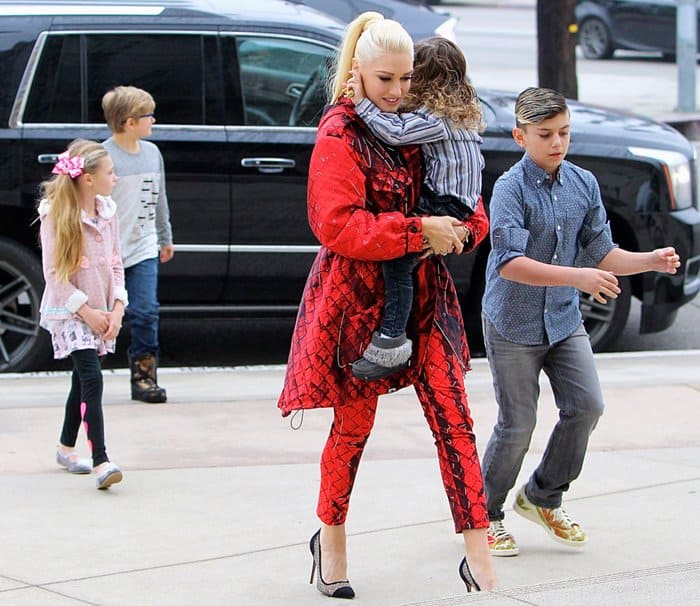 Gwen Stefani taking her family to church in Studio City in Los Angeles