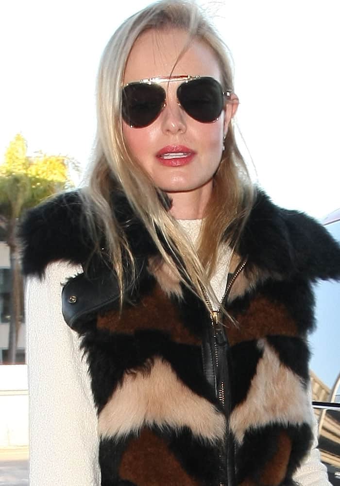 Kate Bosworth departs from Los Angeles International Airport 