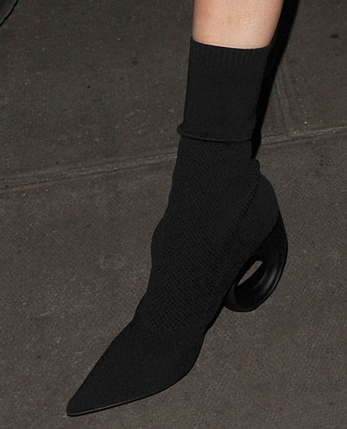 Kendall Jenner rocks Burberry Spring 2017 mid-calf knitted boots with sculpted heel