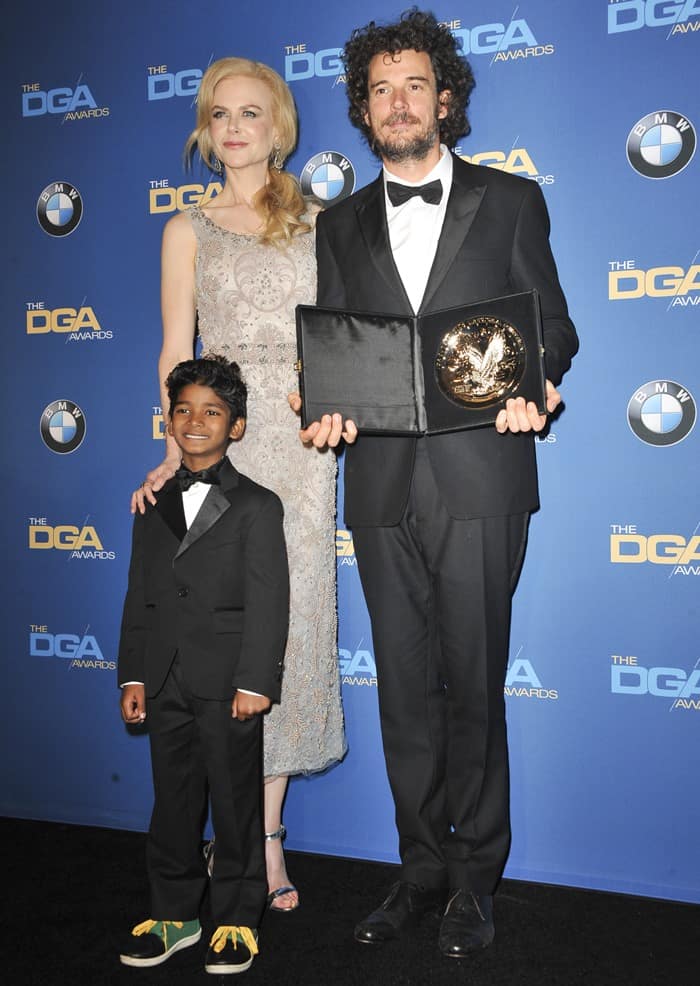 Nicole Kidman poses with 'Lion' co-star Sunny Pawar and director Garth Davis at the Directors Guild Awards at the Beverly Hilton Hotel