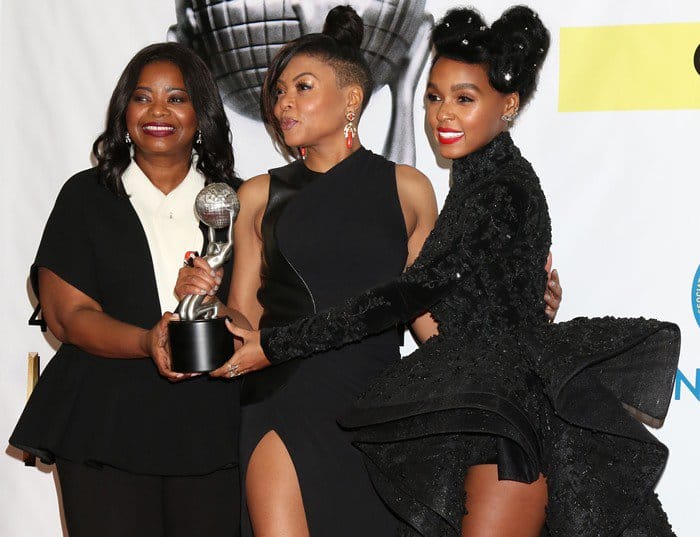 Taraji P. Henson poses with Octavia Spencer and Janelle Monáe 