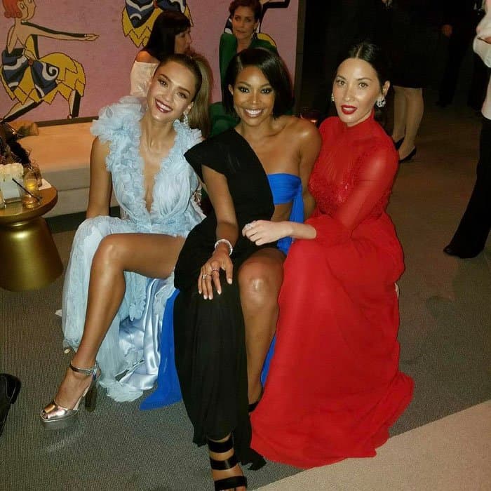 Jessica posts a photo with Gabrielle Union and Olivia Munn