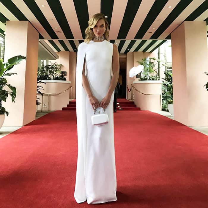 Karlie Kloss uploads her first behind-the-scenes snap before the Oscars