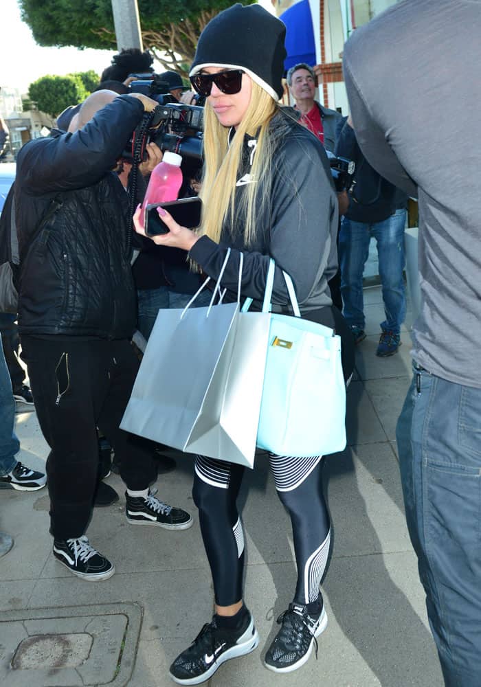 Nike trainers khloe clearance kardashian