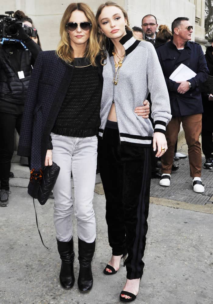 The actress poses with her mother and French celebrity Vanessa Paradis