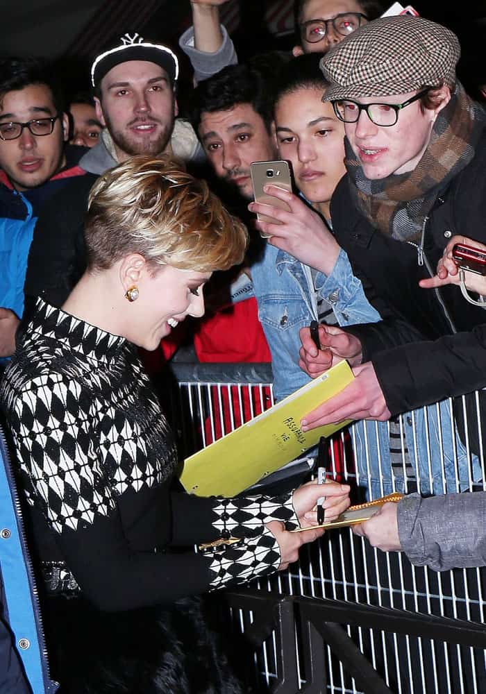 Scarlett Johansson seemed in good spirits as she interacted with her French fans