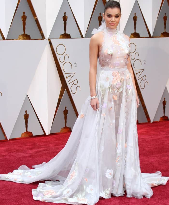 Hailee's understated diamond studs, bracelet, and cocktail ring added just the right touch of sparkle to complement her ethereal gown