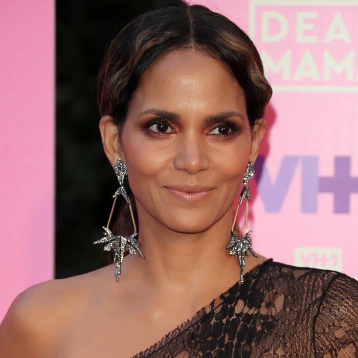 Halle Berry in a sheer lace bodysuit while attending VH1′s 2017 Dear Mama: An Event To Honor Moms event held at Huntington Library in Pasadena, California, on May 6, 2017