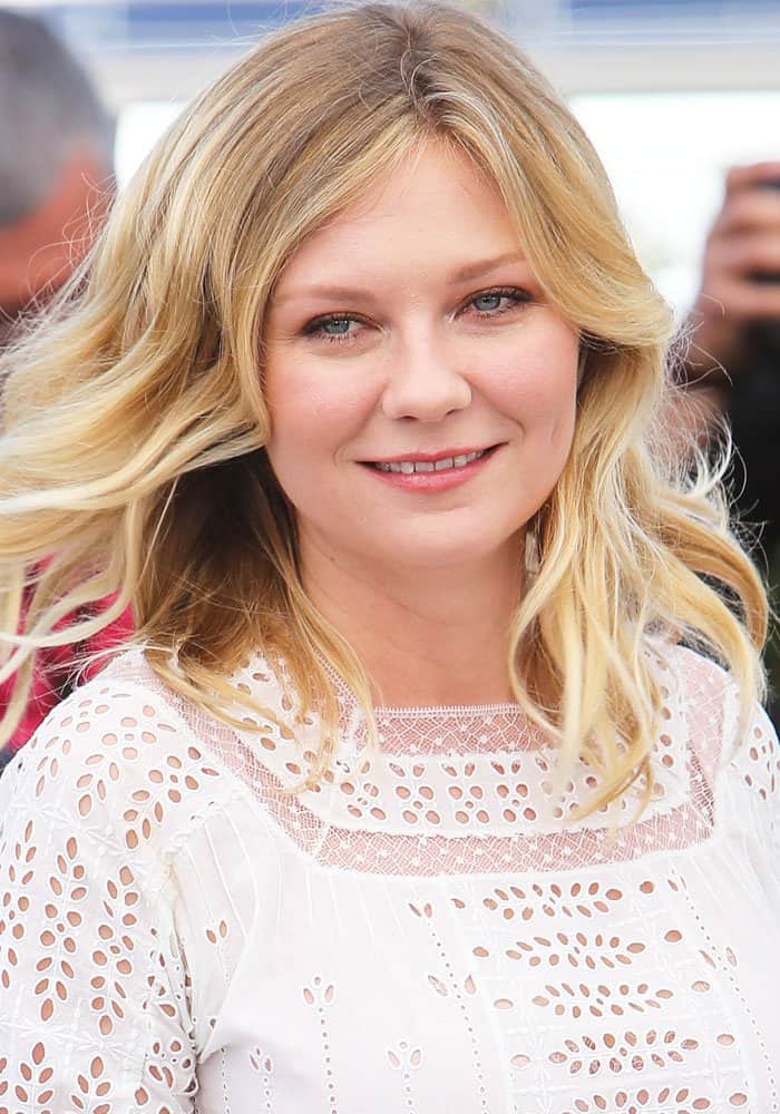 Kirsten Dunst Promotes 'The Beguiled' at Cannes in Gucci 'Allie' Sandals