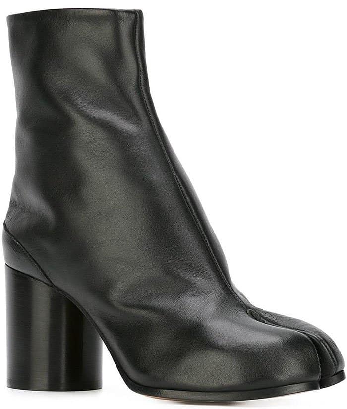 Maison Margiela 'Tabi' boots in musk green leather