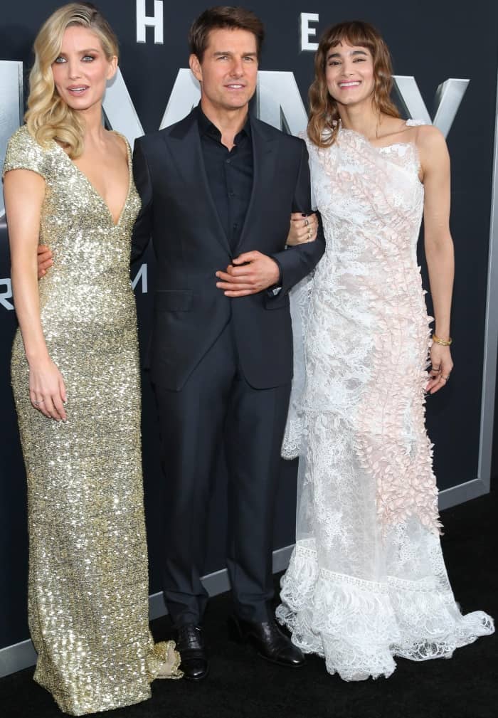 Tom Cruise with Annabelle Wallis and Sofia Boutella at the New York premiere of "The Mummy"