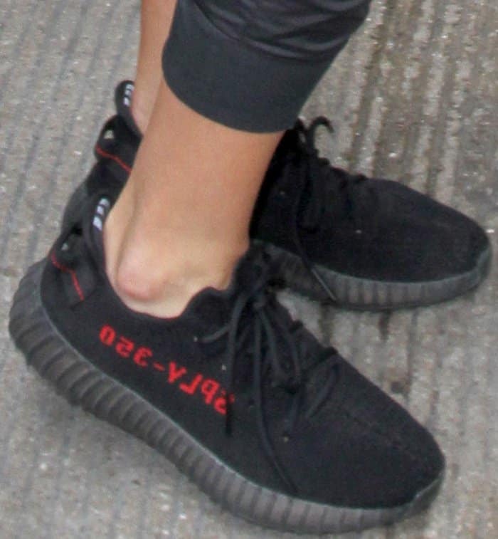 Khloe Kardashian wears Yeezy Boost 350 V2 sneakers