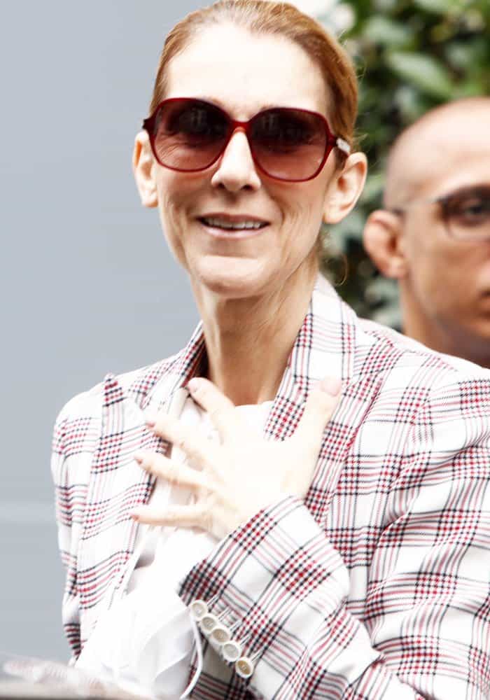 Celine Dion leaves the hotel Royal Monceau in Paris on July 20, 2017