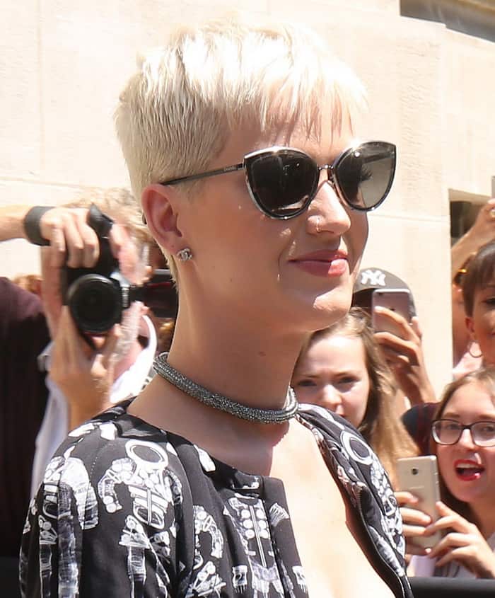 Katy Perry wore beautiful diamond jewelry at the Chanel show during Paris Fashion Week.