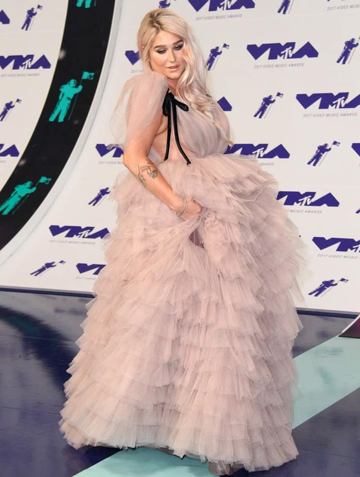Kesha wearing a nude ball gown at the MTV V2017 Video Music Awards.