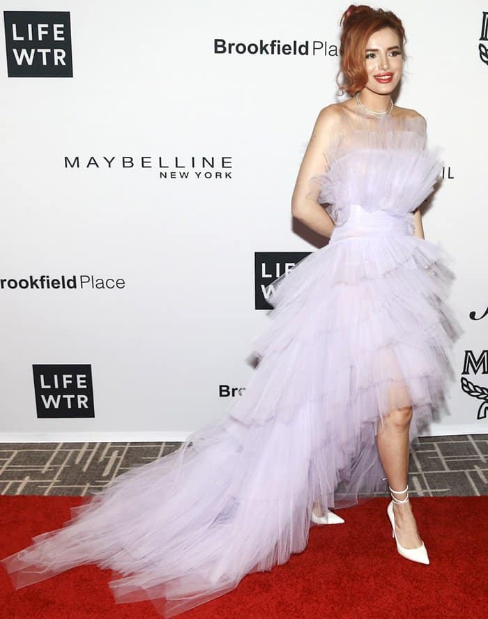 Bella Thorne in a lilac Pamella Roland tulle gown and Schutz "Thamille" ankle tie pumps.