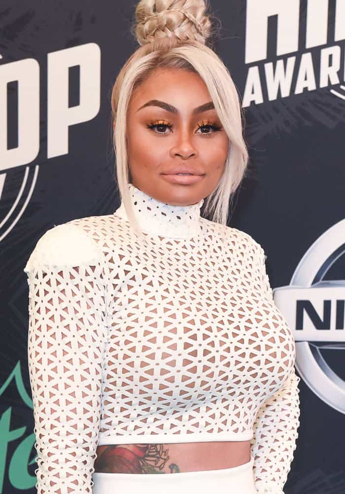 Blac Chyna styled her hair in a braided top knot at the 2017 BET Hip Hop Awards