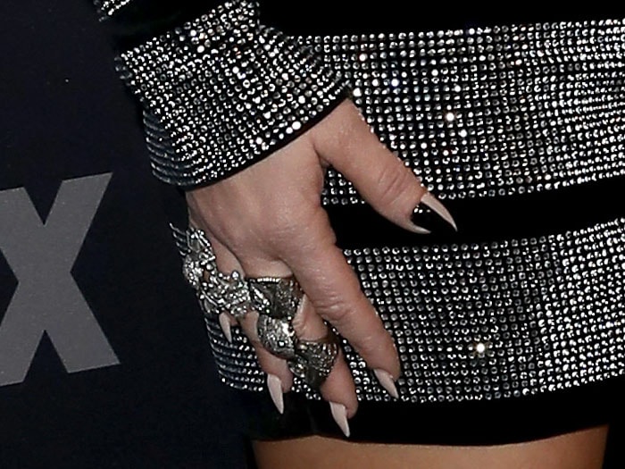 Fergie showing off her two-tone nails