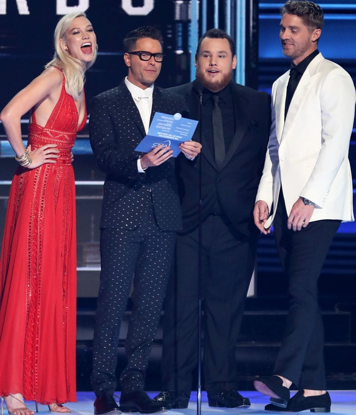 Karlie presents "Song of the Year" at the CMAs