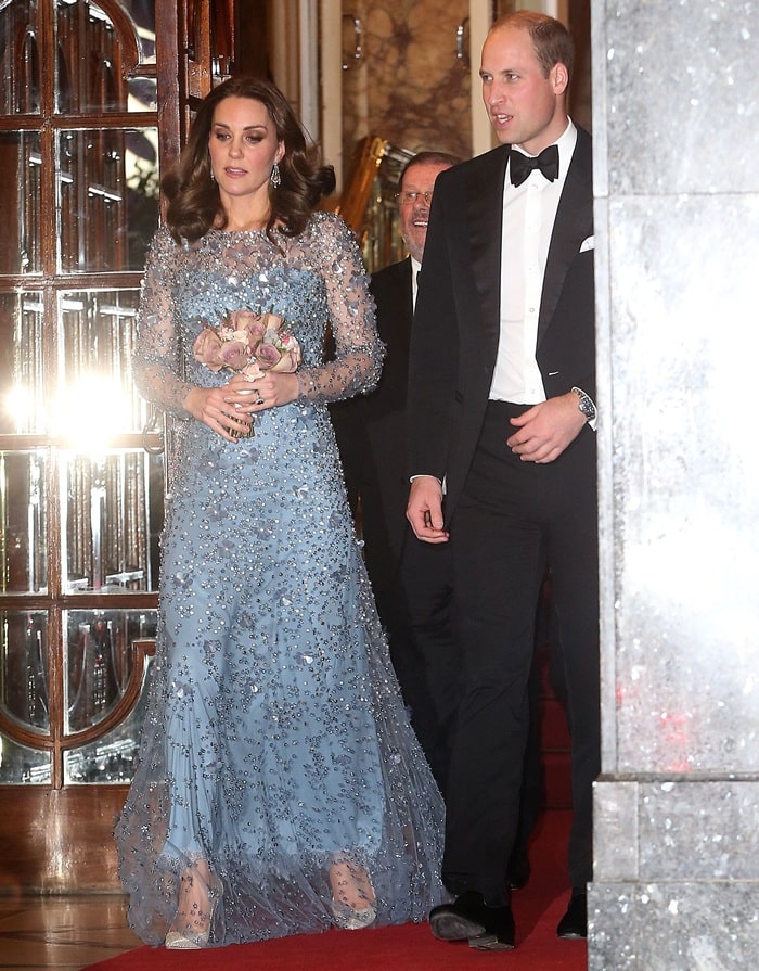 Kate Middleton was Queen Elsa from "Frozen" in real life in her icy-blue Jenny Packham long-sleeved gown