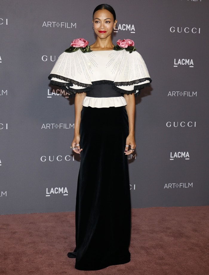 Zoe Saldaña in a velvet Gucci gown at the 2017 LACMA Art + Film Gala presented by Gucci at LACMA in Los Angeles on November 4, 2017