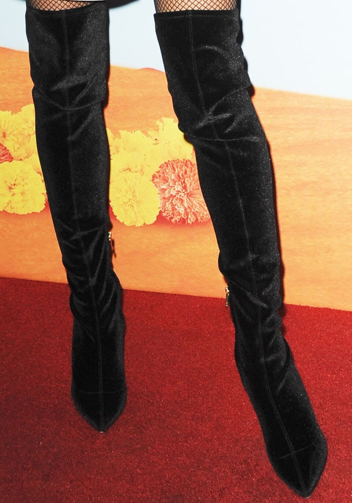 Heidi Klum in Short Kimono and 'Sleek' Boots at Cirque Du Soleil Show