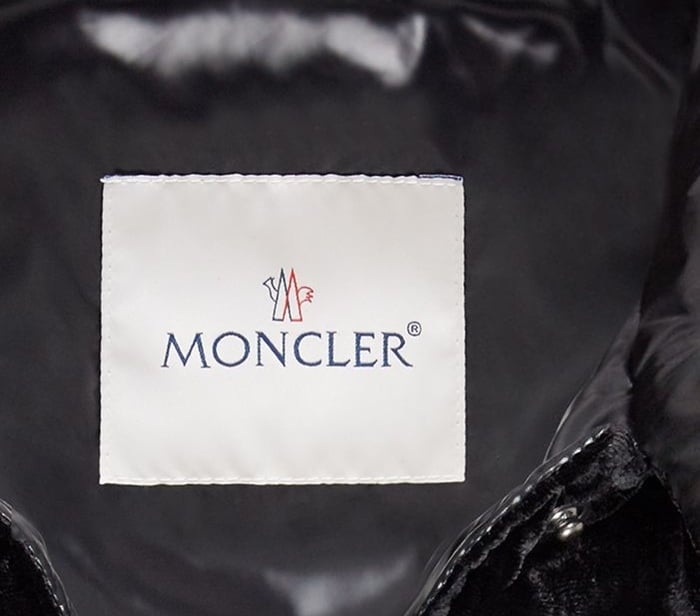 Authentic Moncler jackets do not have uneven stitches
