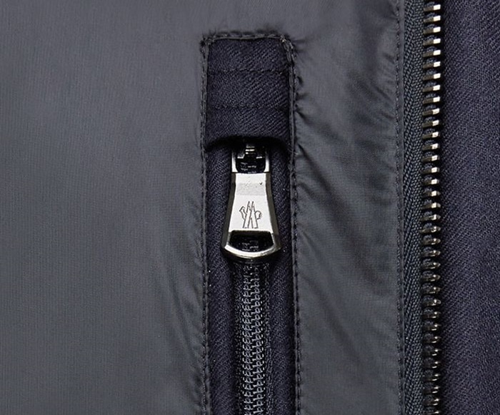 Moncler authentic zipper hot sale