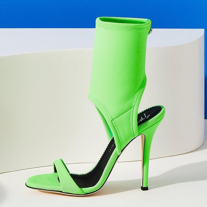 Cut-out sandal in neon neoprene